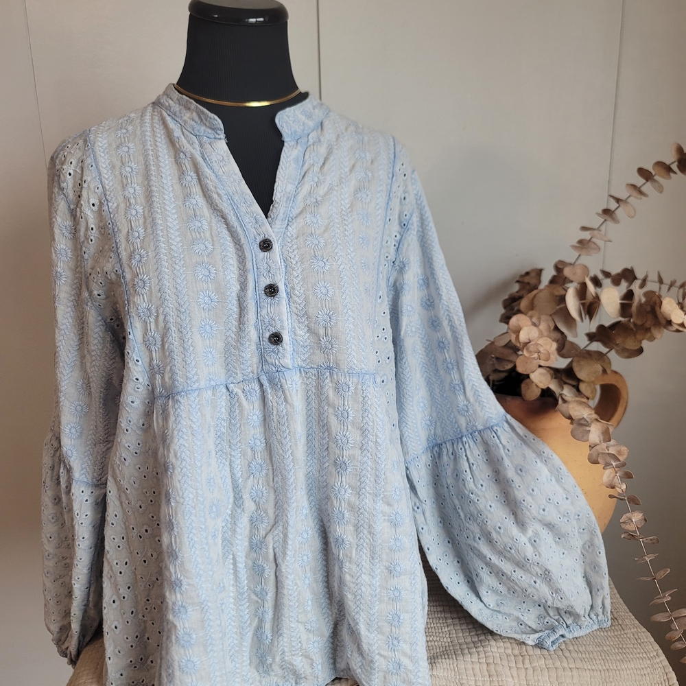 Sunny Studio Paris Chic Sky Blue Women's Blouse EUC 100% Cotton